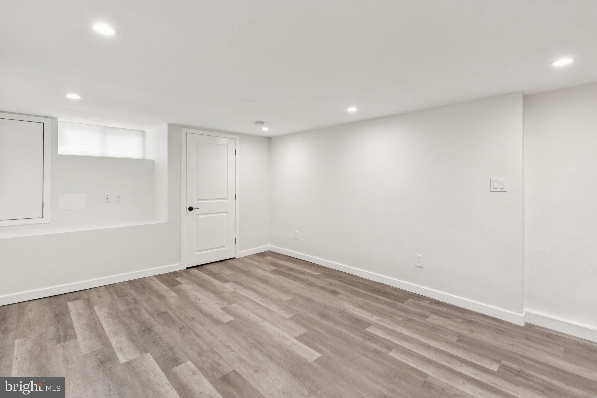 PHILADELPHIA - Residential