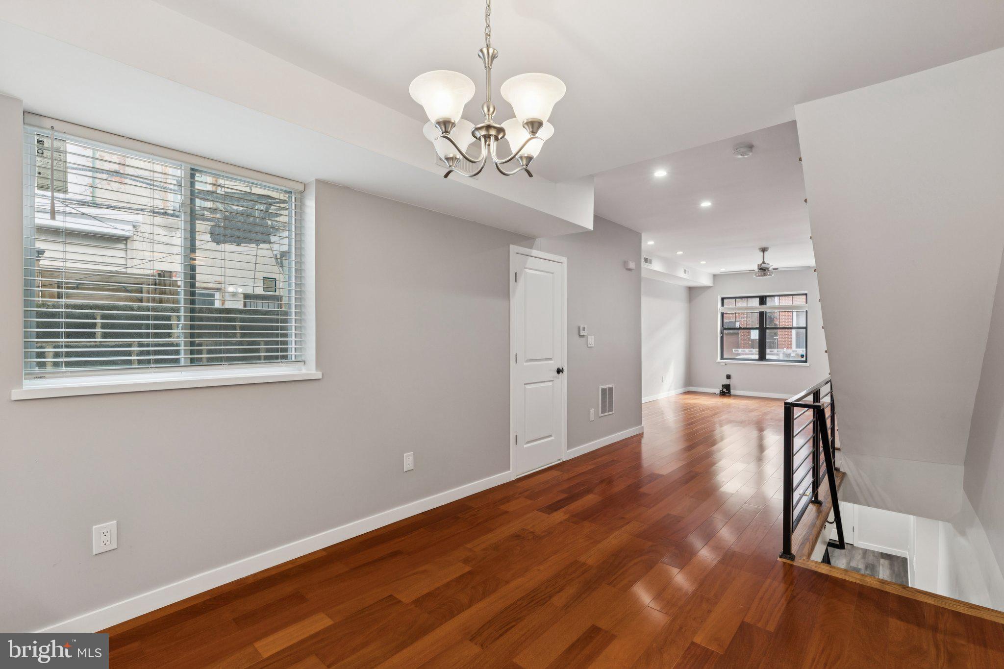 PHILADELPHIA - Residential