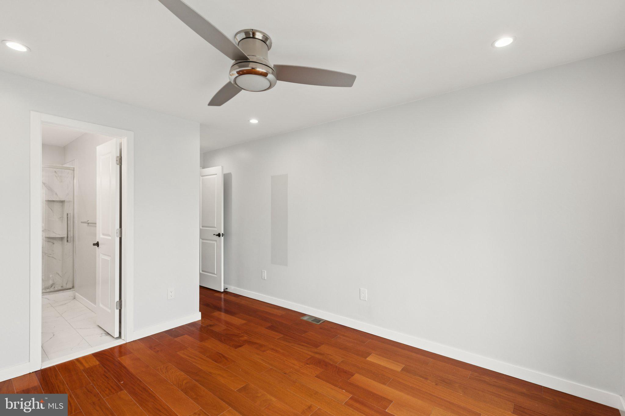 PHILADELPHIA - Residential