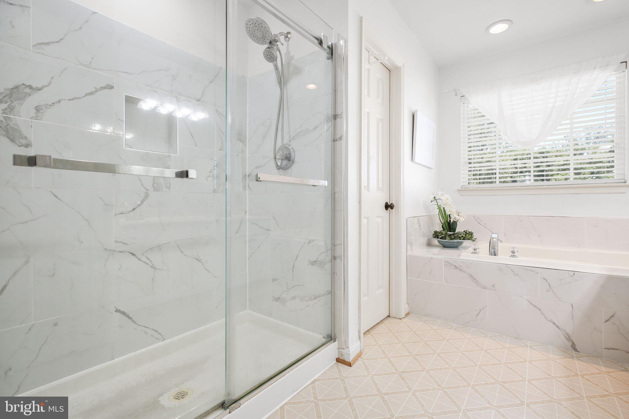 THE GLEN (SALEM FIELDS) - Residential