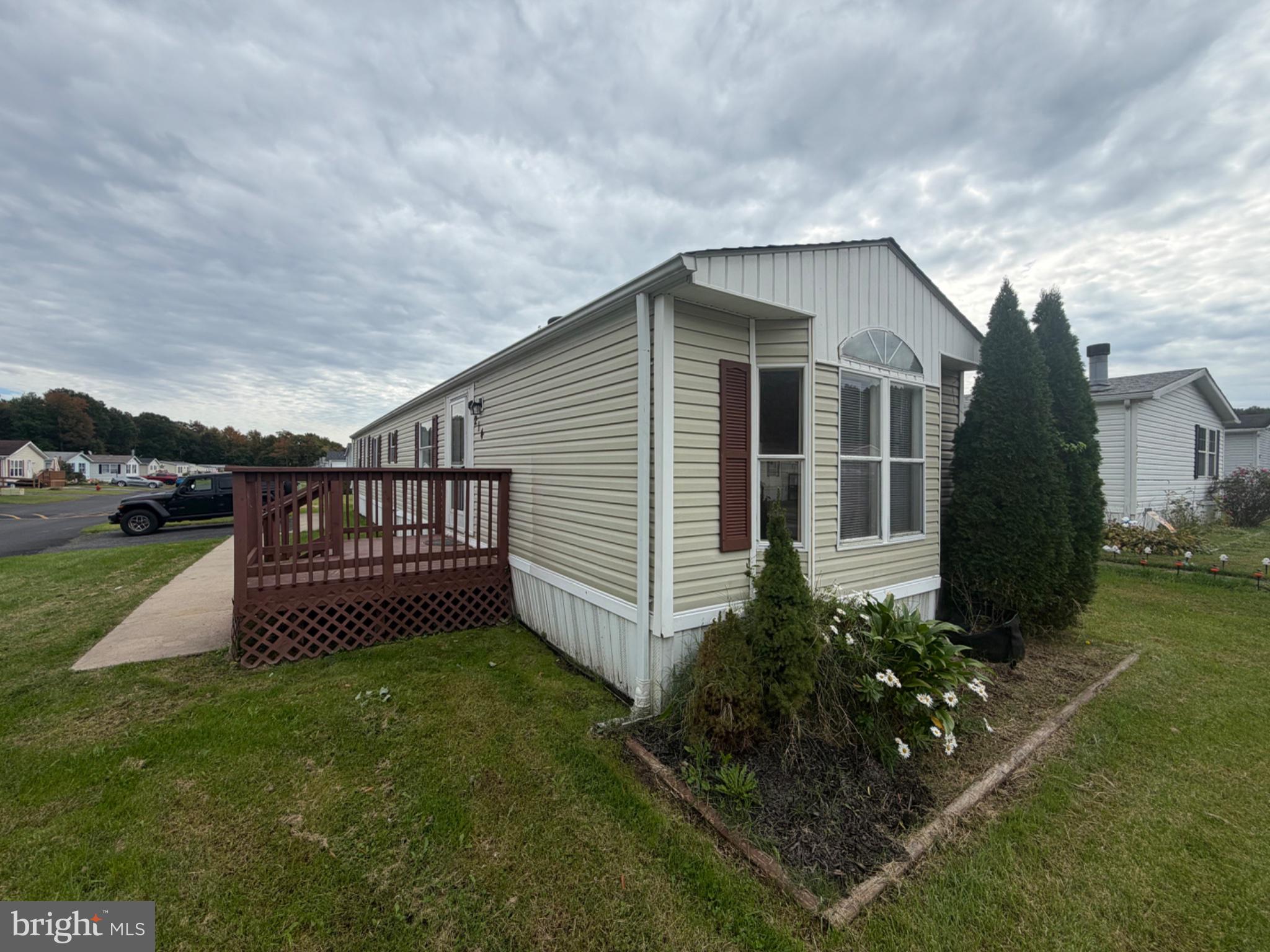 214 POCLAIN ROAD