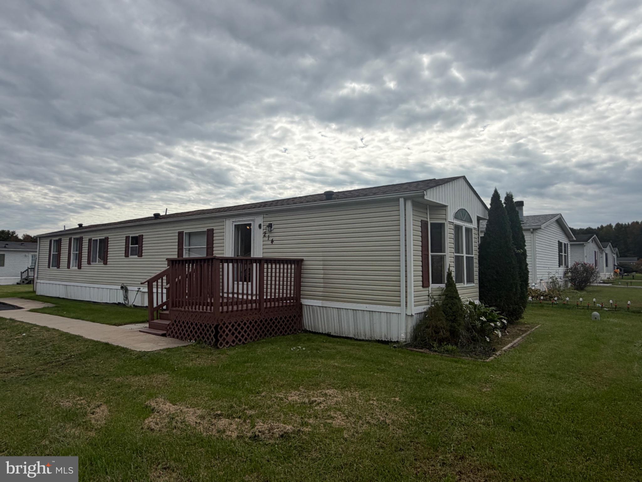 214 POCLAIN ROAD