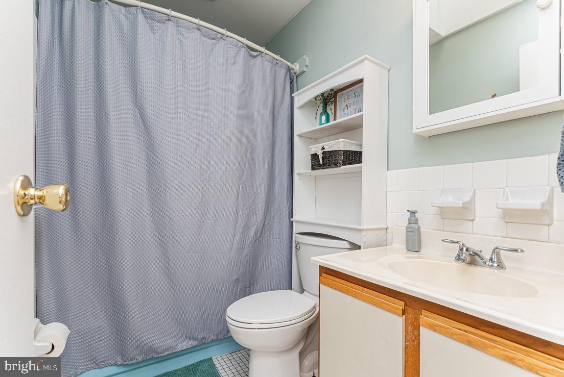 BEAVER RUN KNOLL - Residential