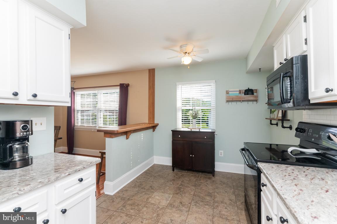 BEAVER RUN KNOLL - Residential