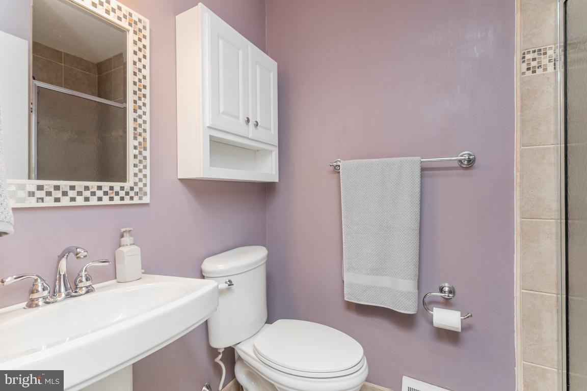 BEAVER RUN KNOLL - Residential