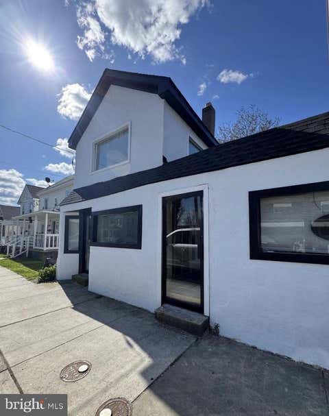 Photo of 700 Pine Street, CAMBRIDGE, MD 21613 (MLS # MDDO2012914)
