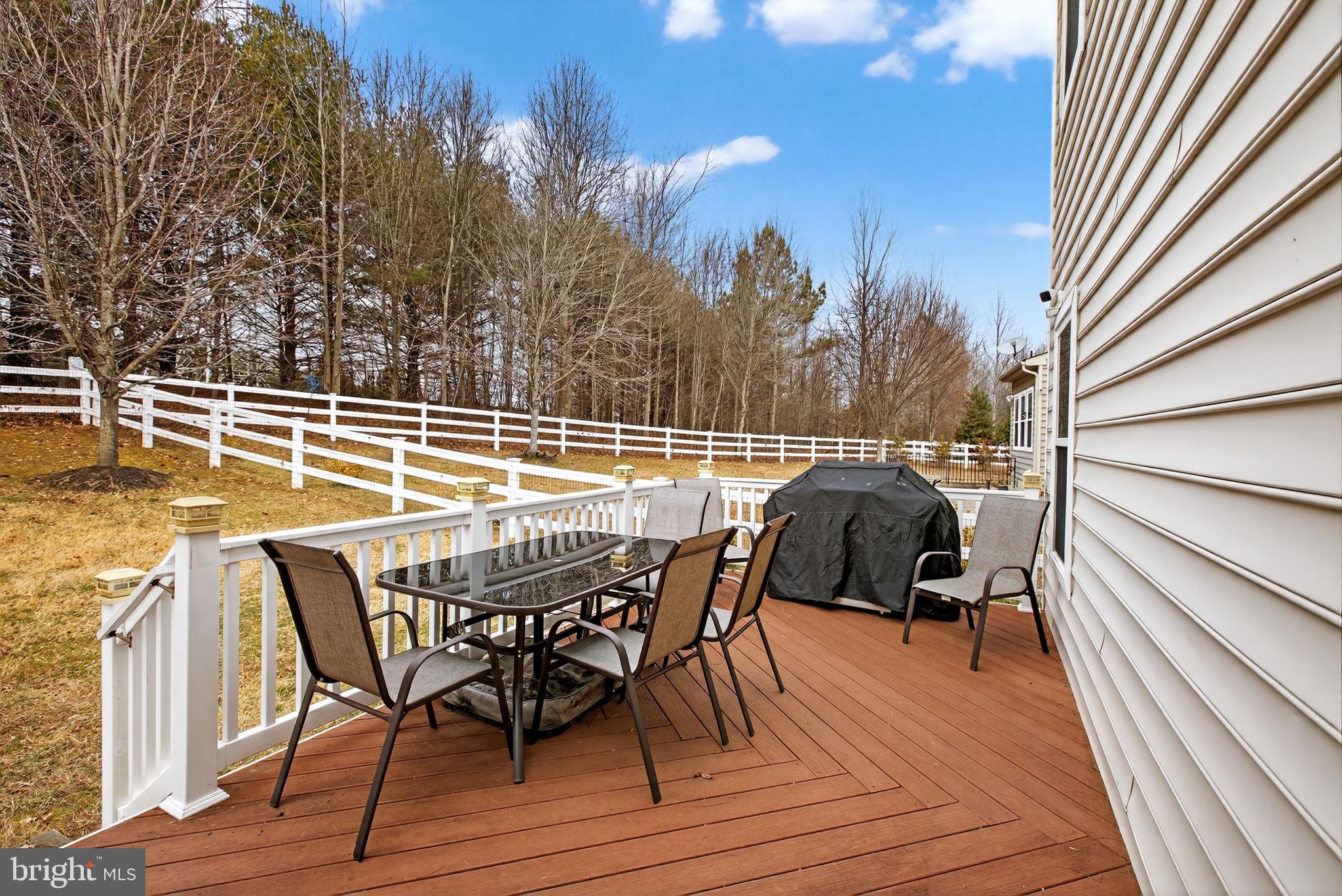 FAIRWOOD-PHASE 2-PLAT 10 - Residential