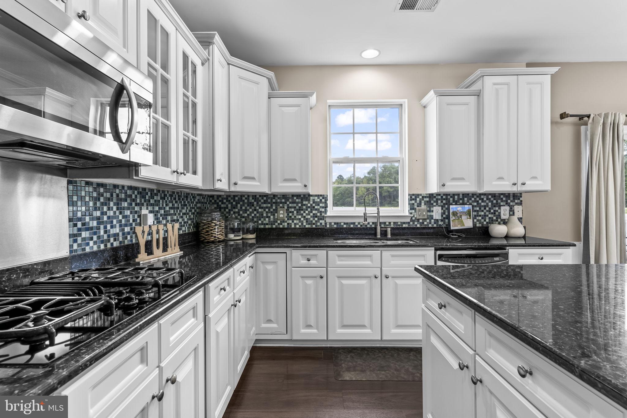 WESTBURY - Residential