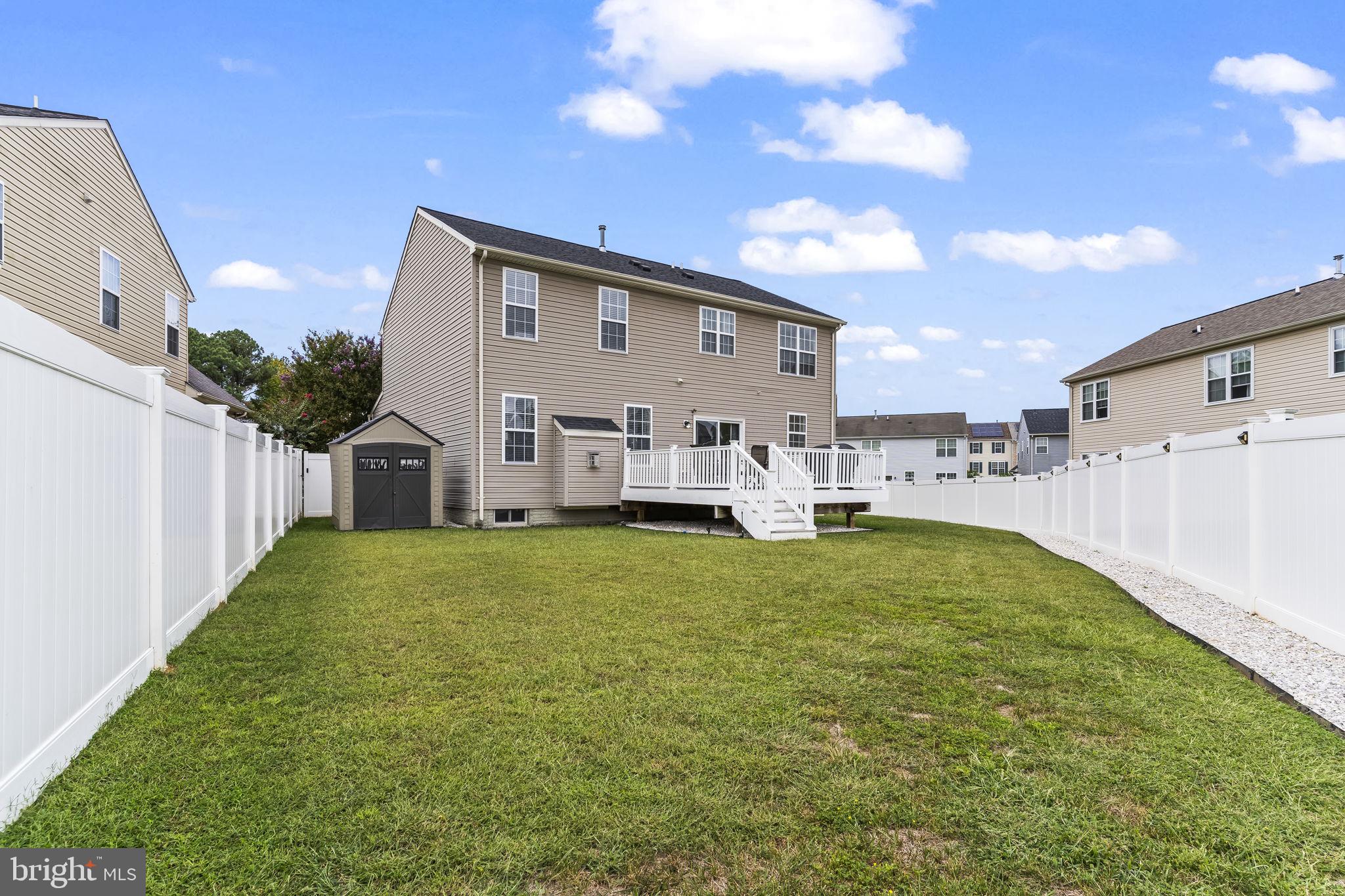 WESTBURY - Residential