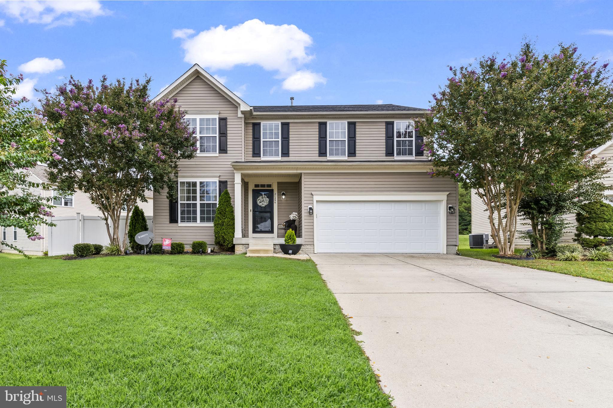 WESTBURY - Residential