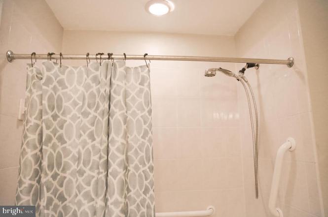 CARTERS GLEN - Residential Lease