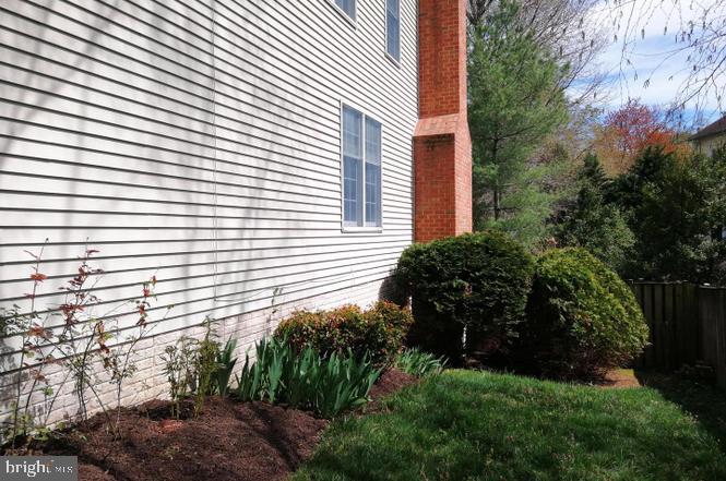 CARTERS GLEN - Residential Lease