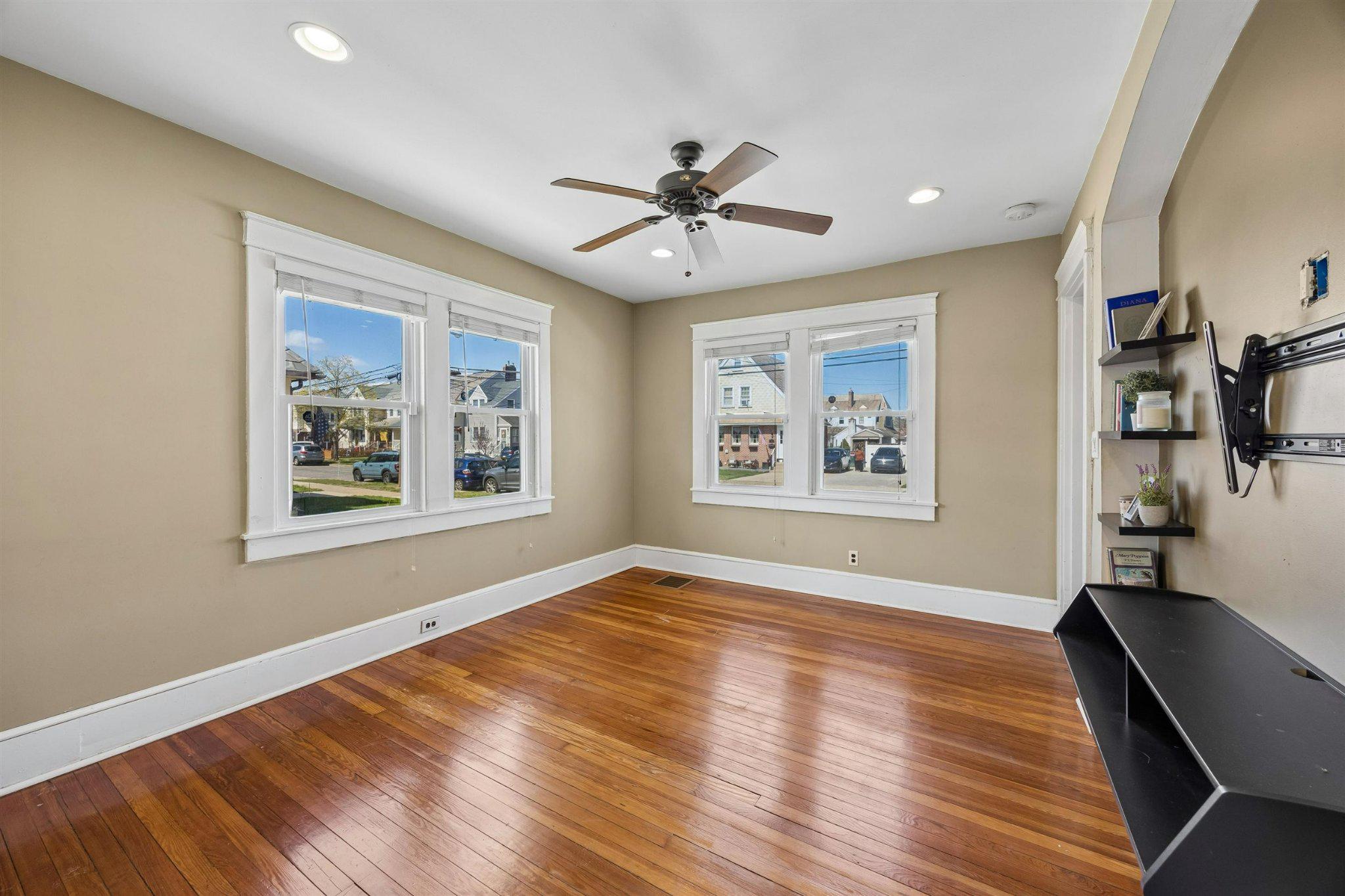 HARRIMAN - Residential