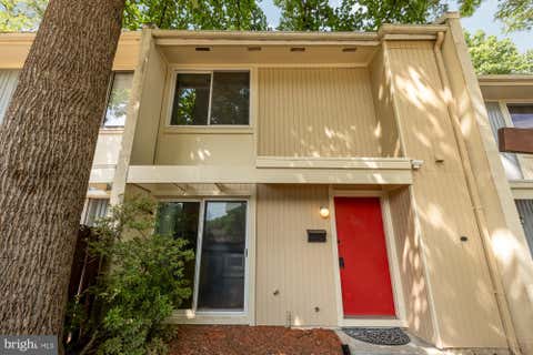 Photo of 2240 Southgate Square, RESTON, VA 20191 (MLS # VAFX2319762)