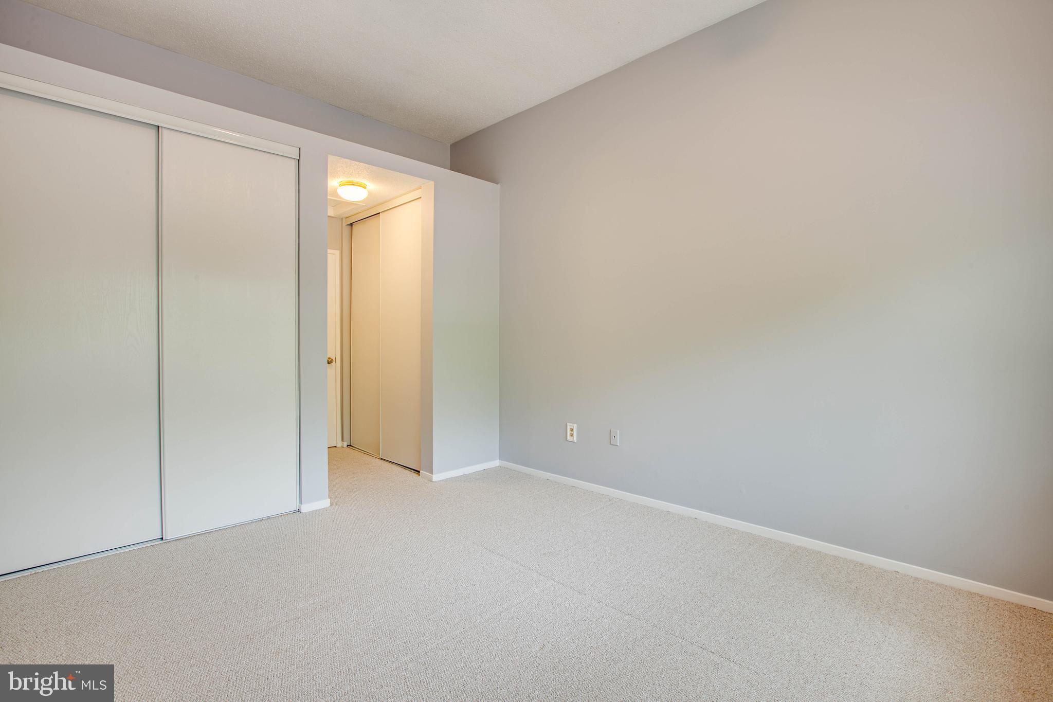 VILLA RIDGE CONDOMINIUMS - Residential