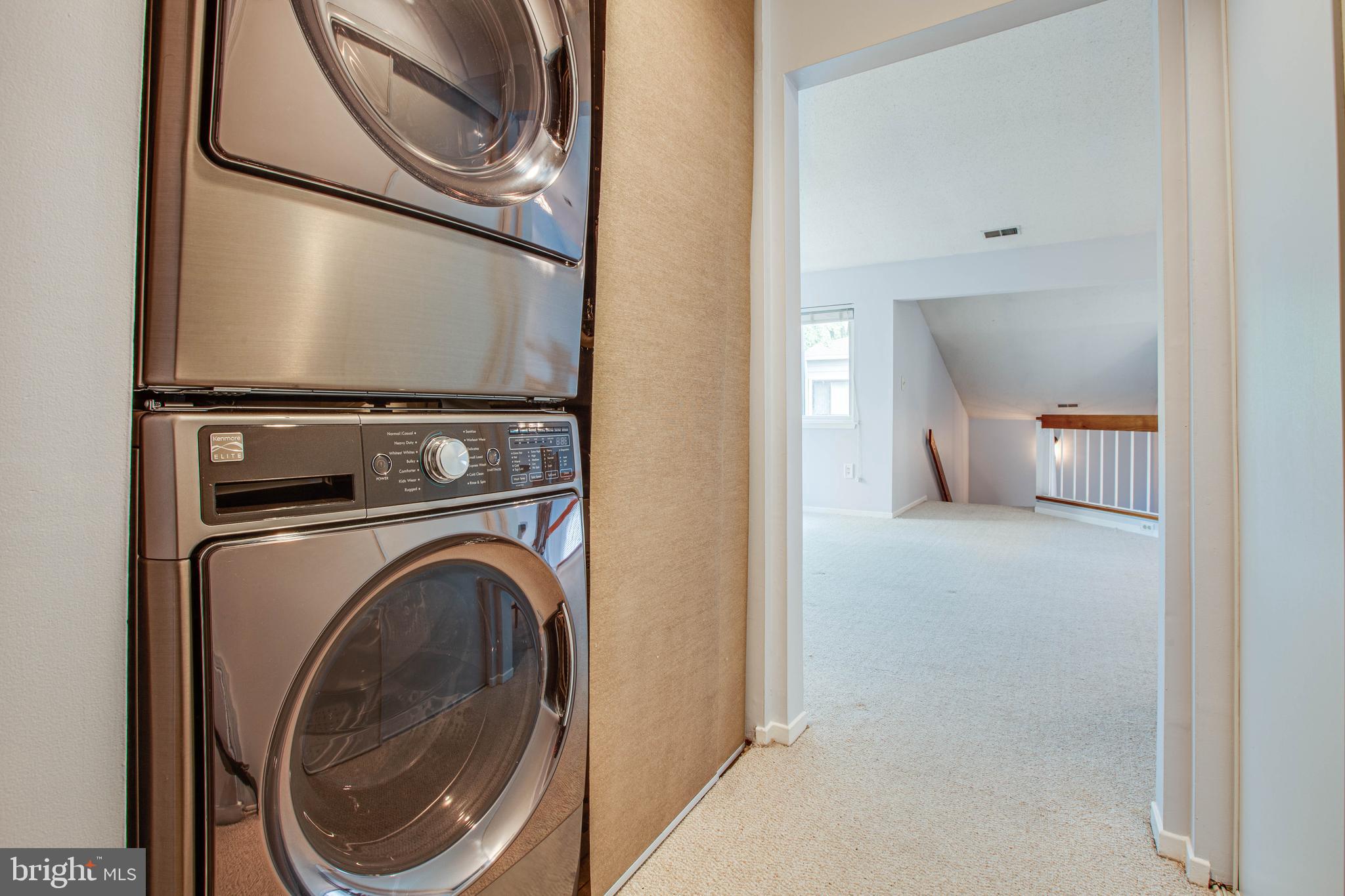 VILLA RIDGE CONDOMINIUMS - Residential