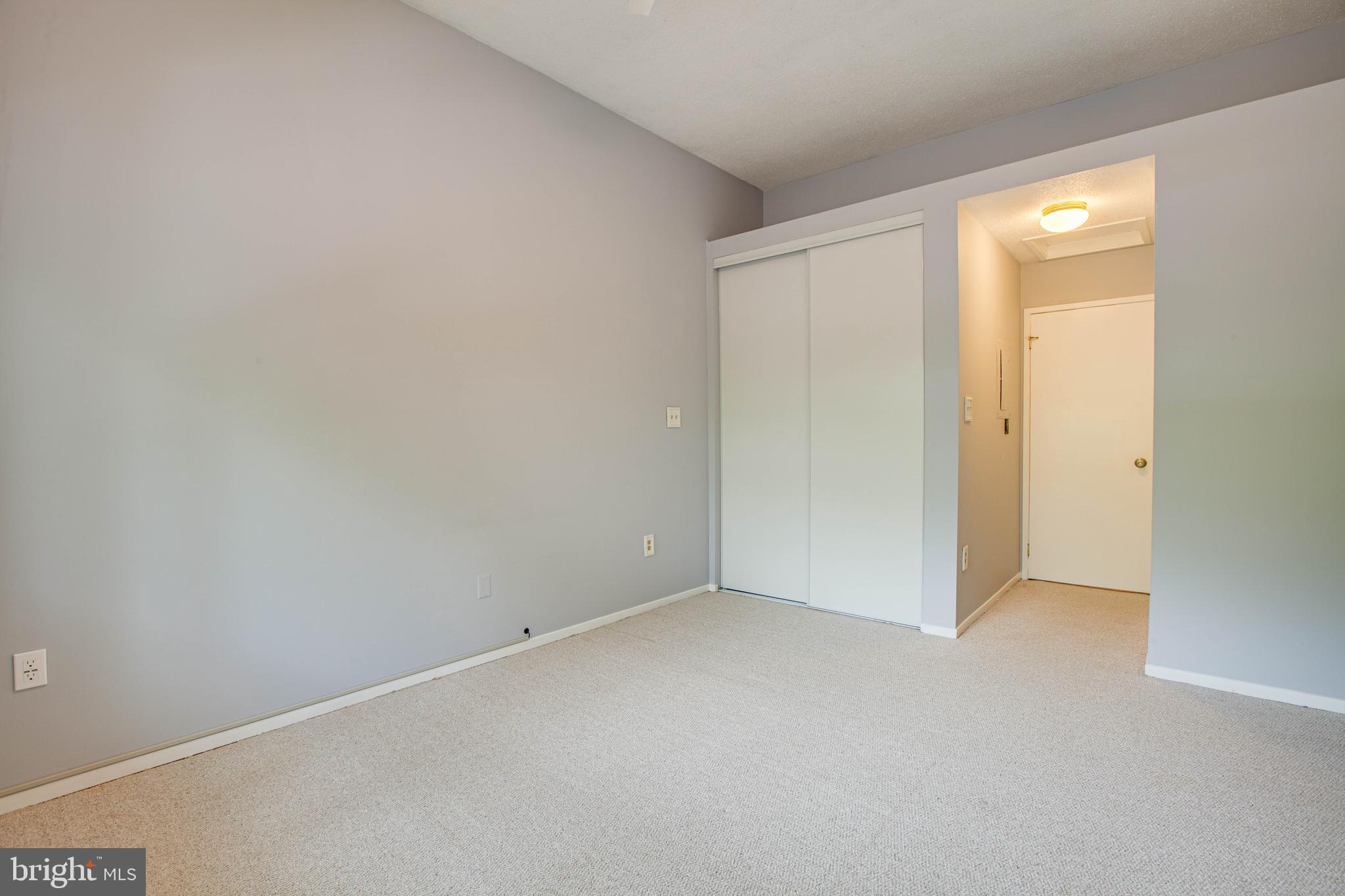 VILLA RIDGE CONDOMINIUMS - Residential