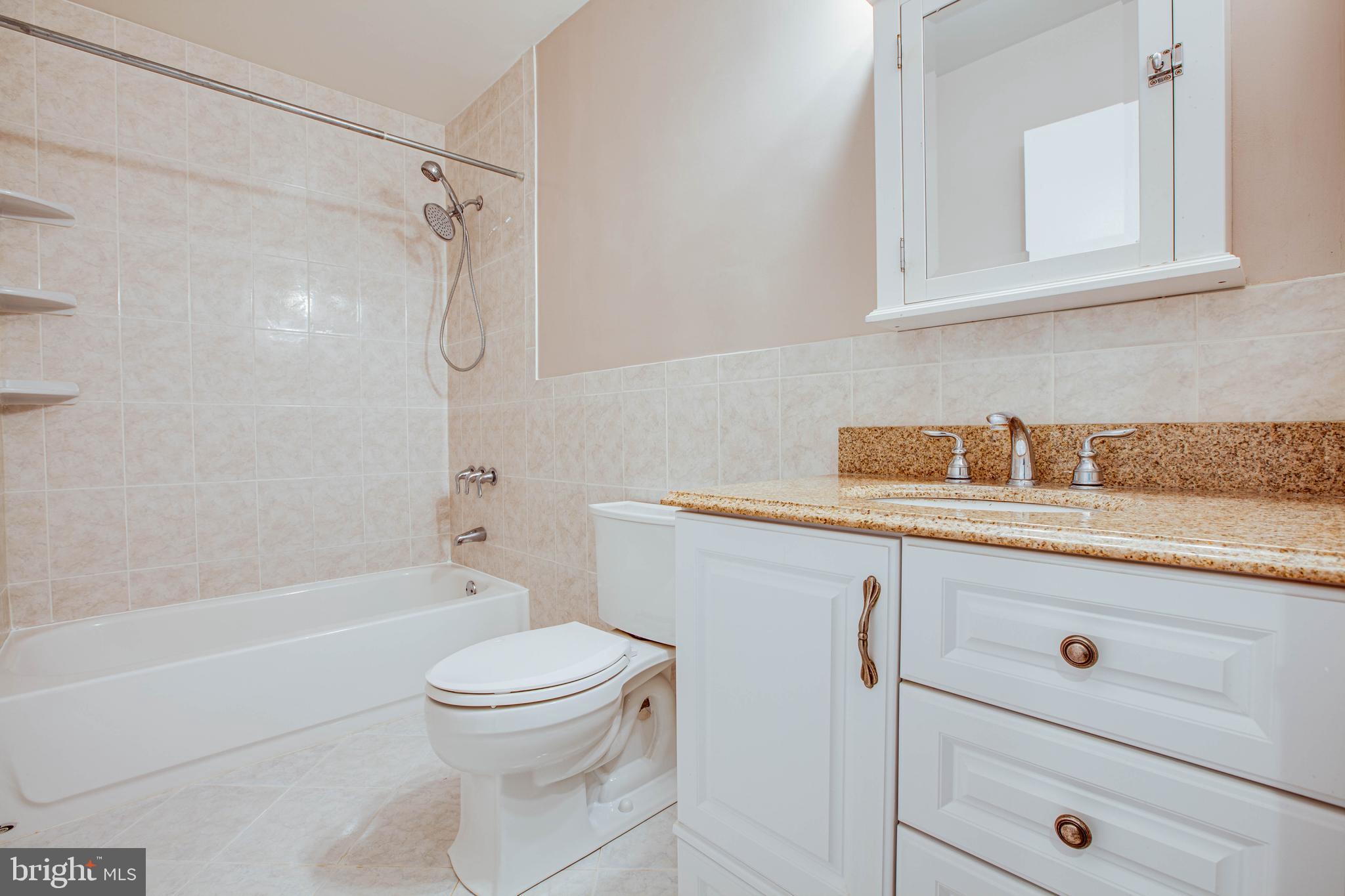 VILLA RIDGE CONDOMINIUMS - Residential