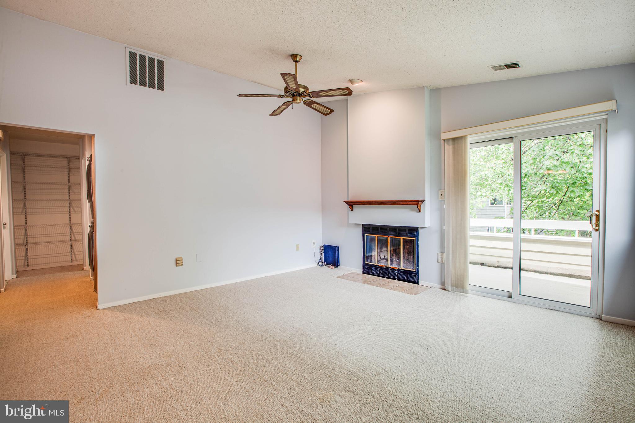 VILLA RIDGE CONDOMINIUMS - Residential