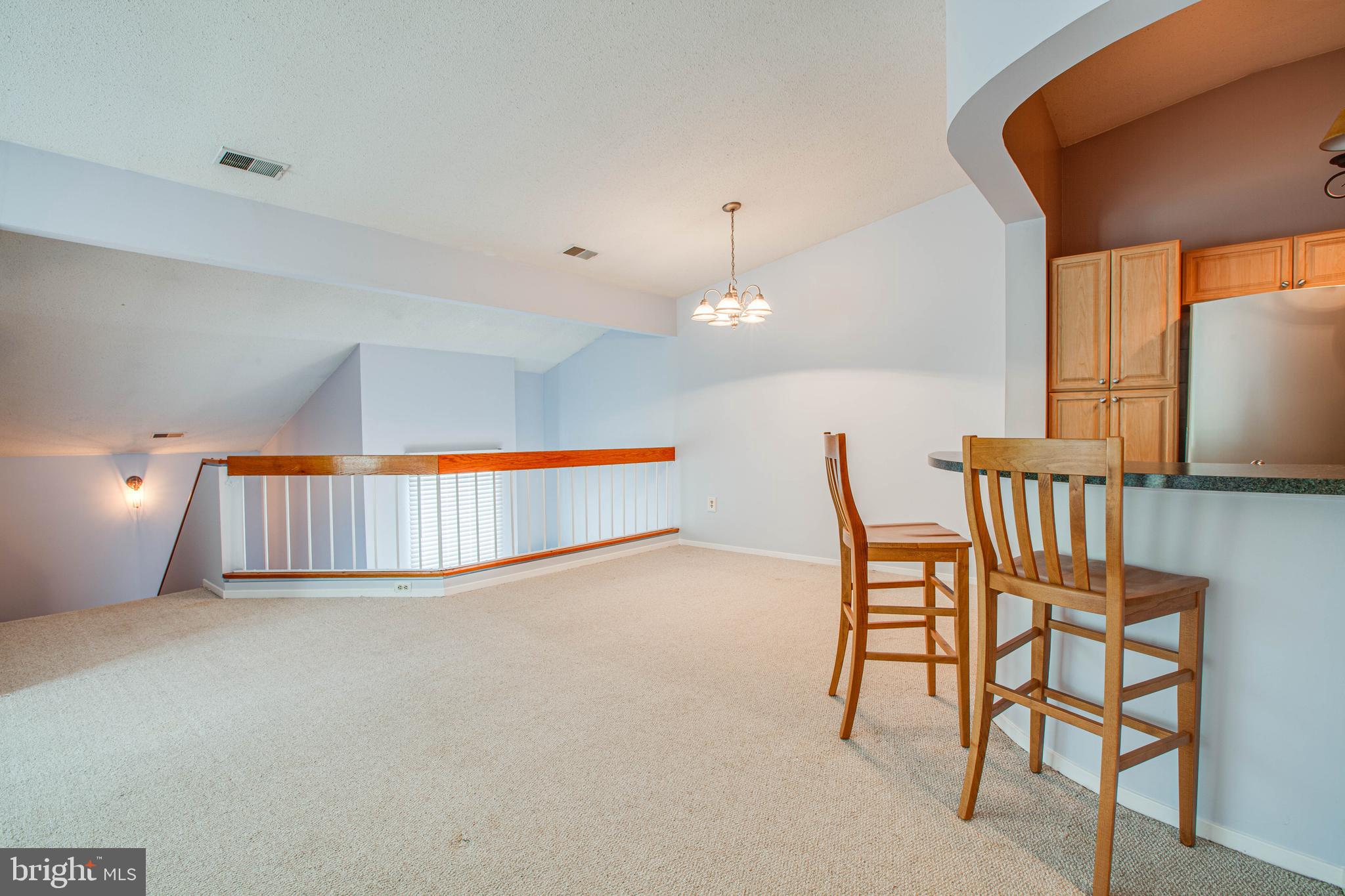 VILLA RIDGE CONDOMINIUMS - Residential