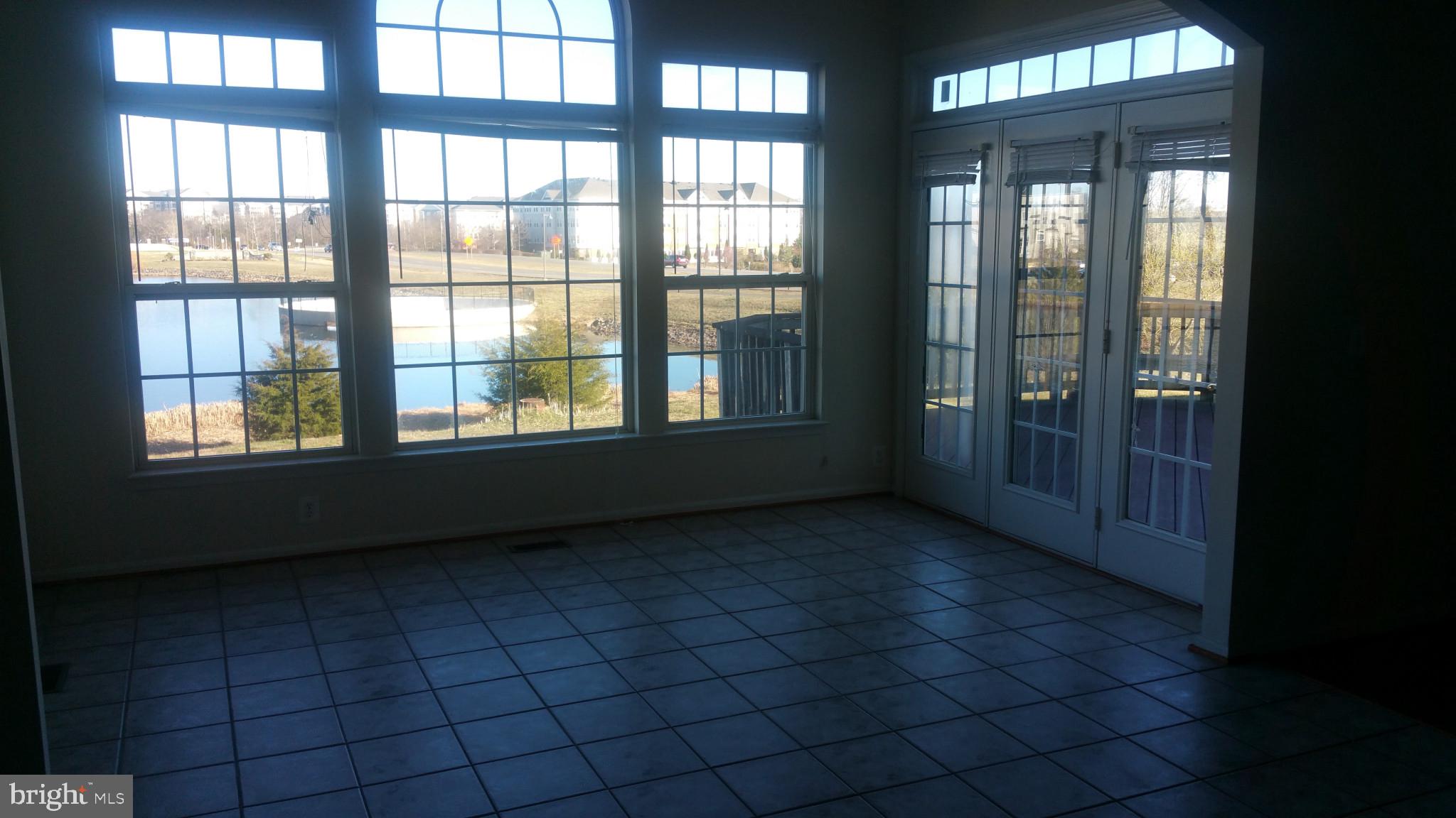 ASHBURN VILLAGE - Residential Lease