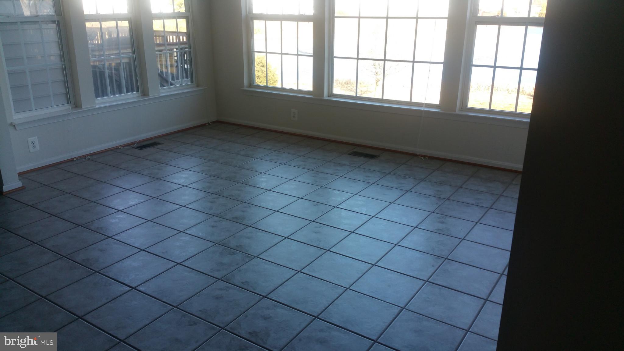 ASHBURN VILLAGE - Residential Lease