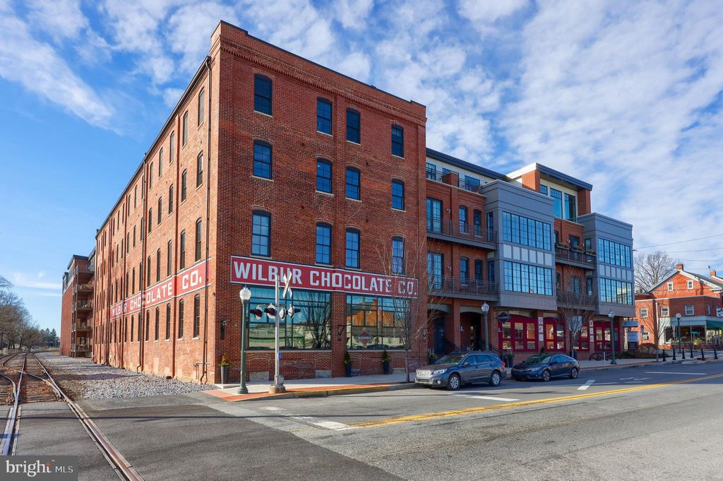 Photo of 48 N BROAD ST #205, LITITZ, PA 17543 (MLS # PALA2029782)