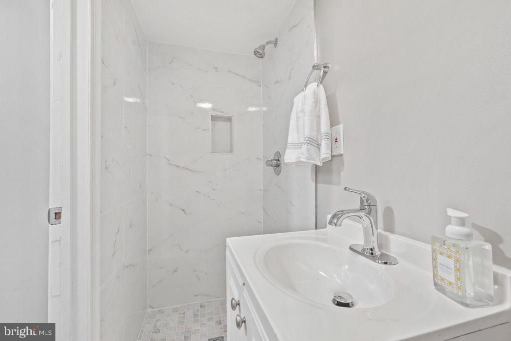 INDIAN SPRING VIEW - Residential