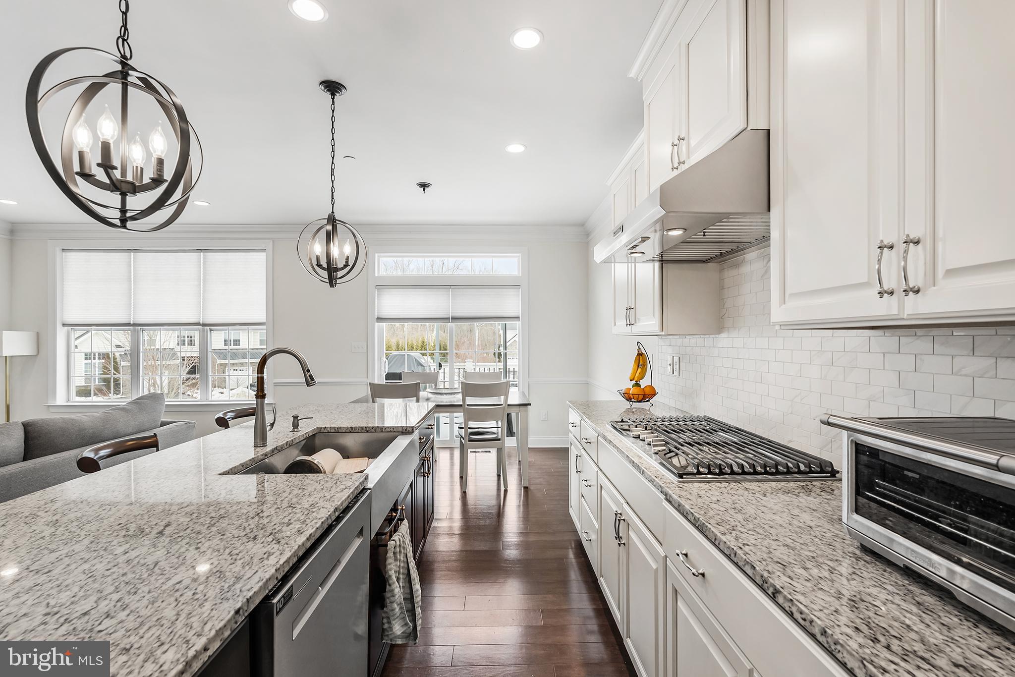 OAKS AT LAFAYETTE HILL - Residential