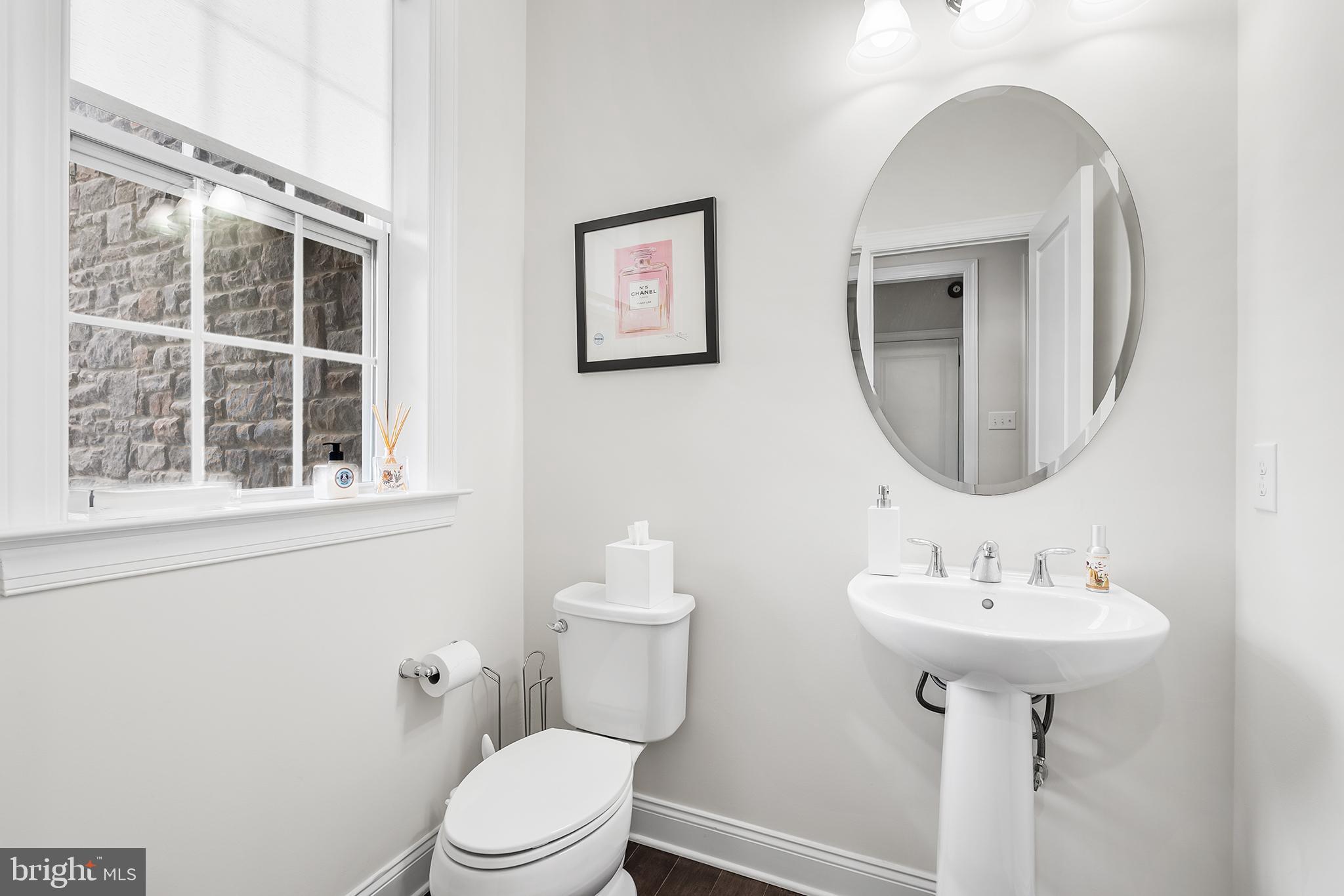 OAKS AT LAFAYETTE HILL - Residential