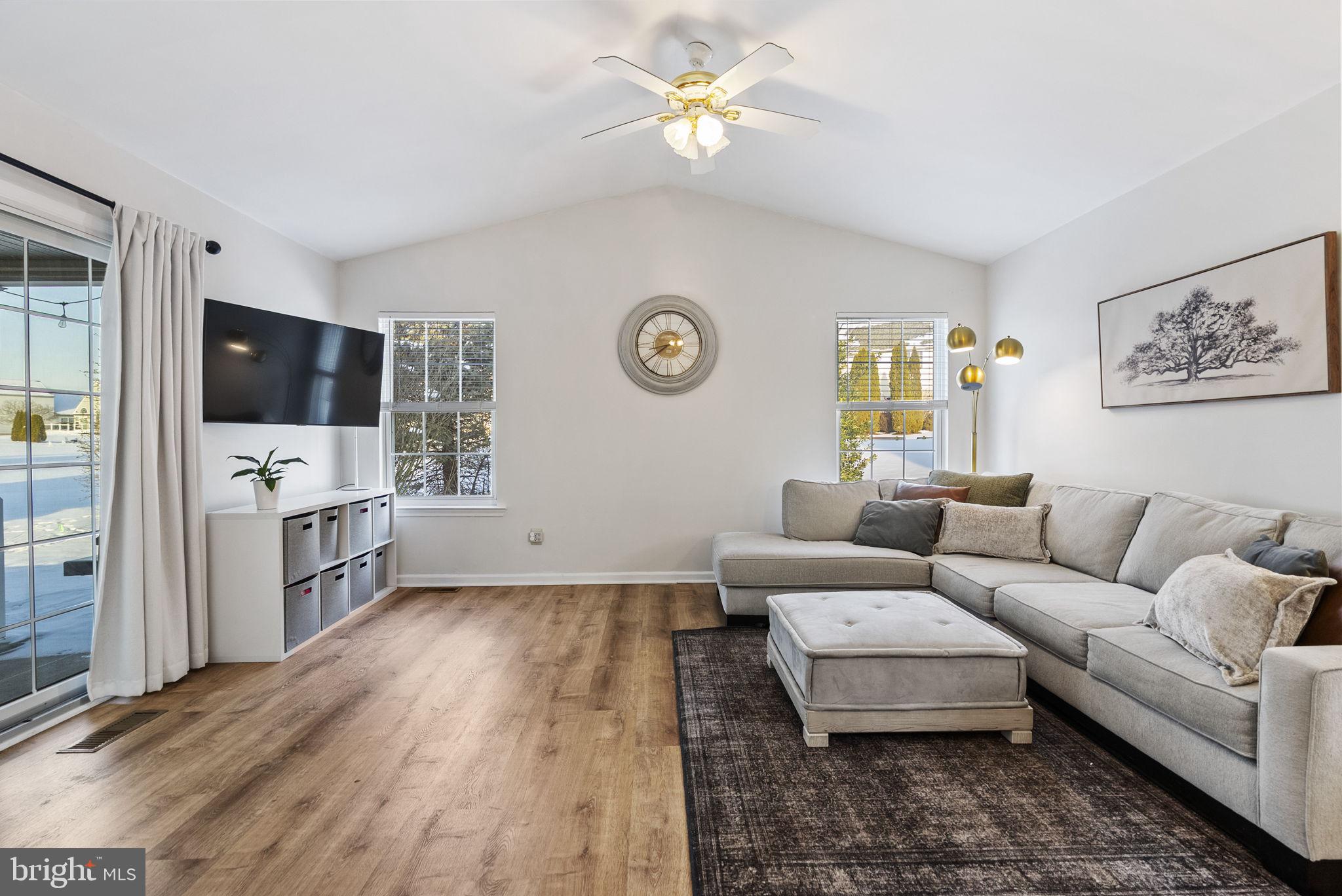 GOLF RIDGE - Residential