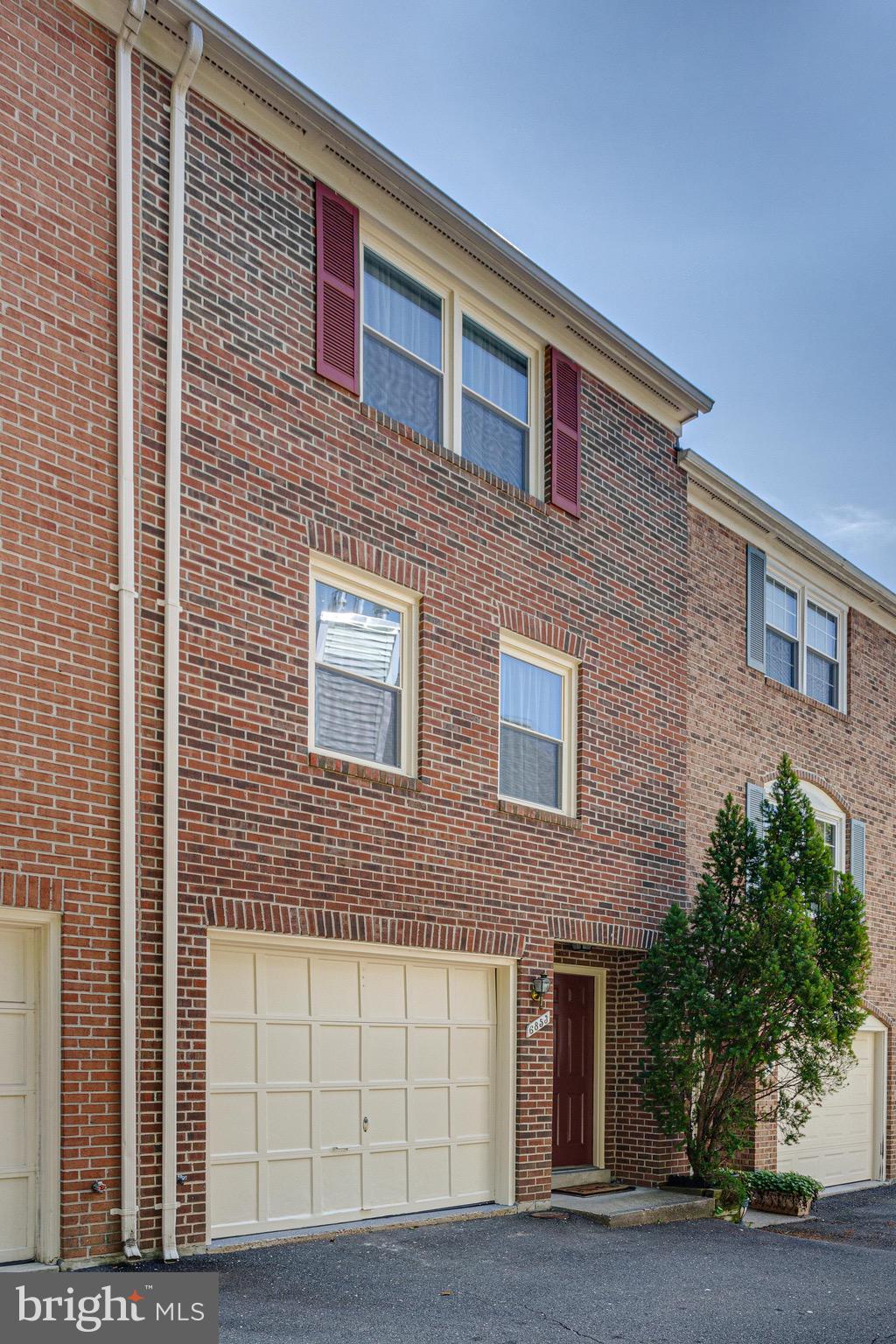 SHERIDAN SQUARE - Residential