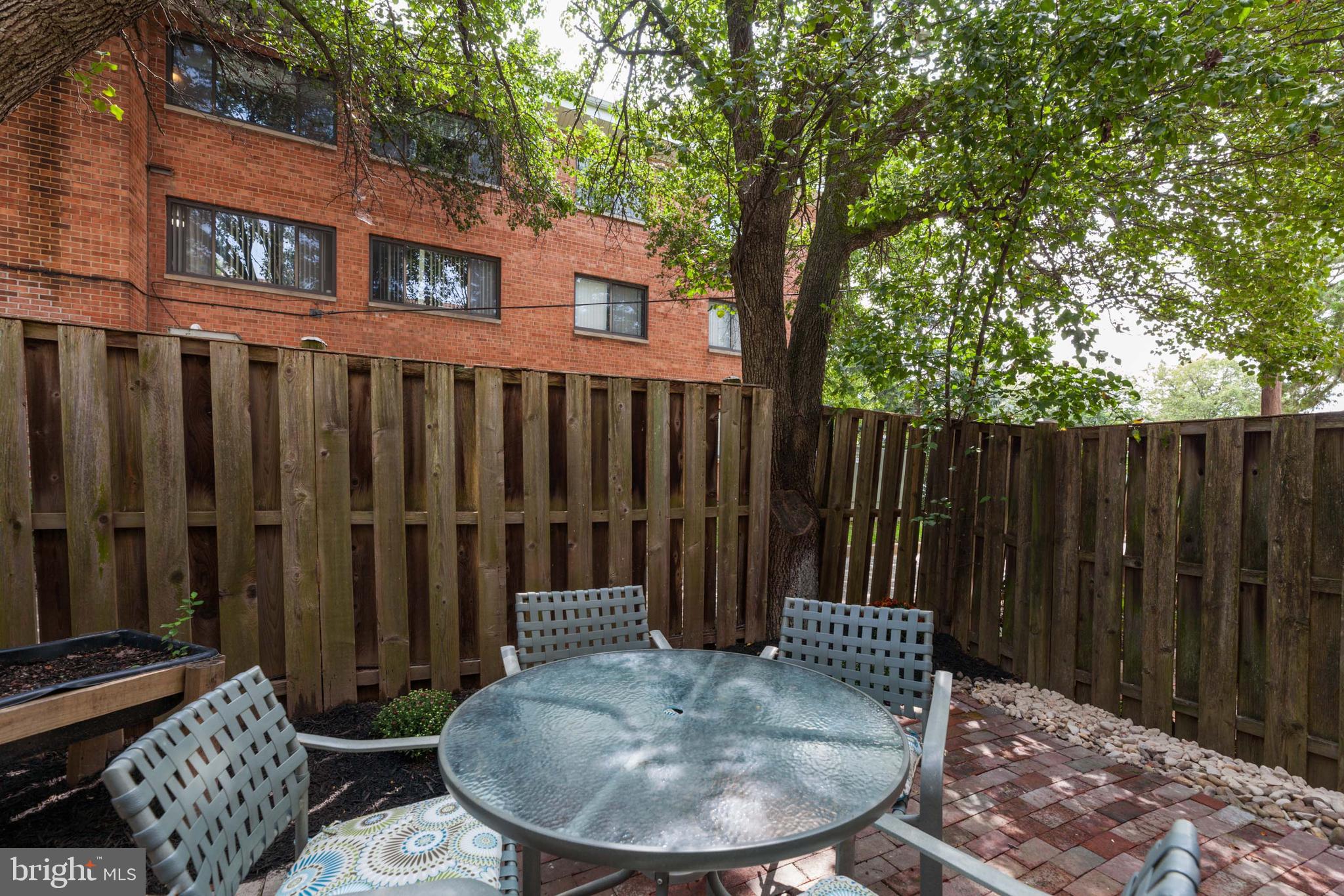 SHERIDAN SQUARE - Residential