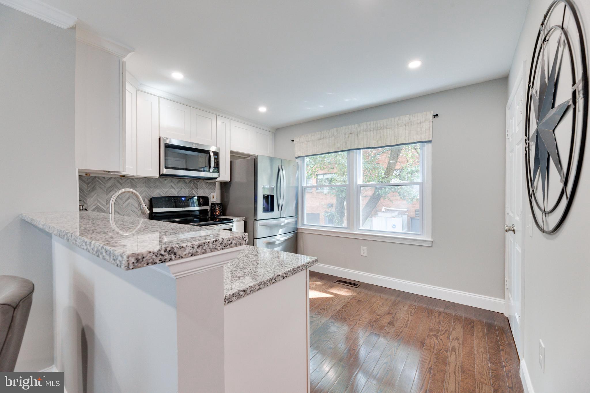 SHERIDAN SQUARE - Residential