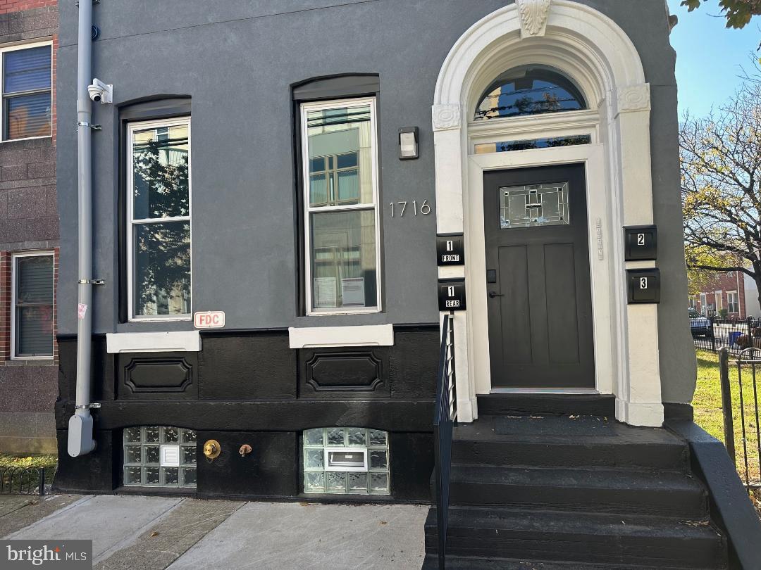 TEMPLE UNIVERSITY - Residential Lease