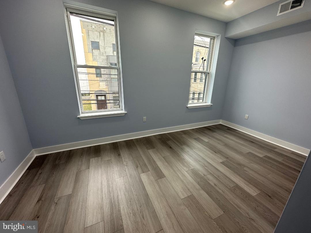 TEMPLE UNIVERSITY - Residential Lease
