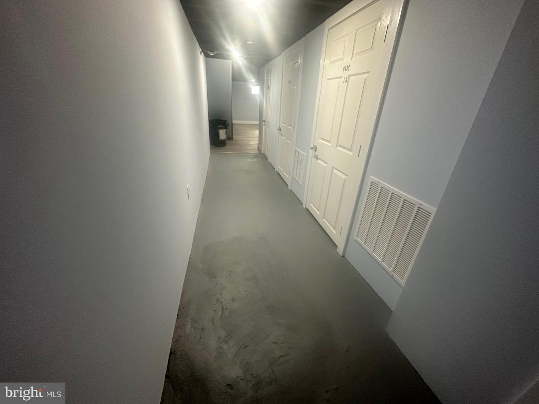 TEMPLE UNIVERSITY - Residential Lease