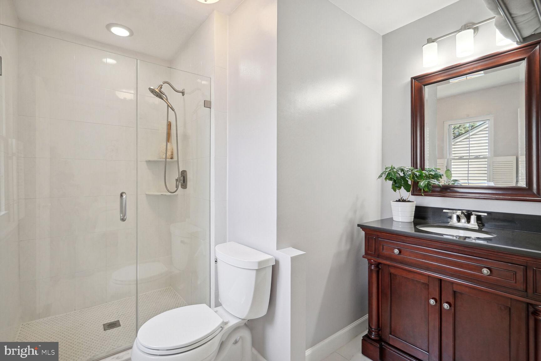 SEQUOIA FARMS - Residential