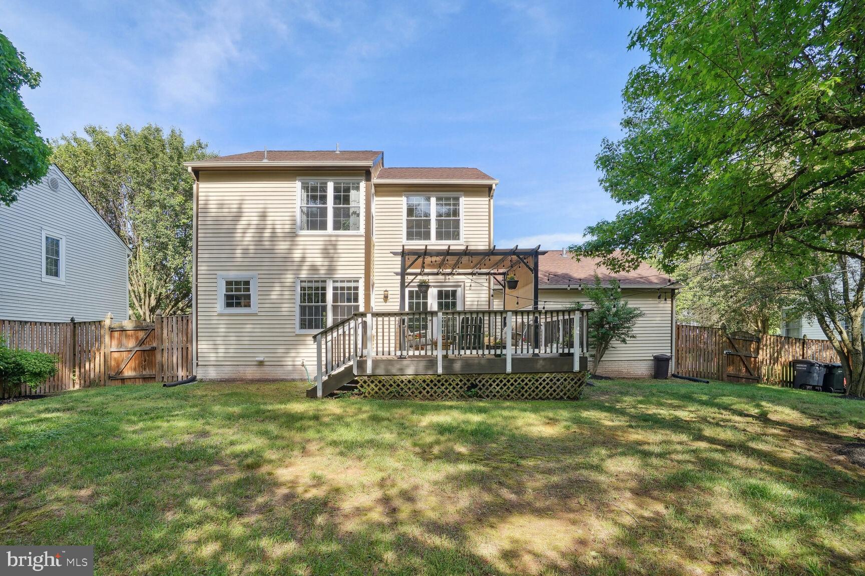 SEQUOIA FARMS - Residential