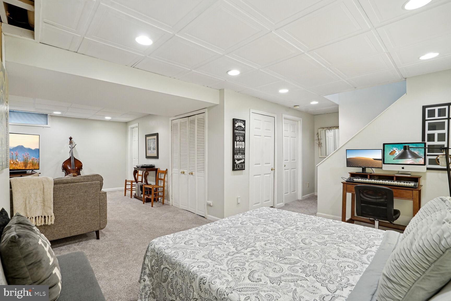 SEQUOIA FARMS - Residential