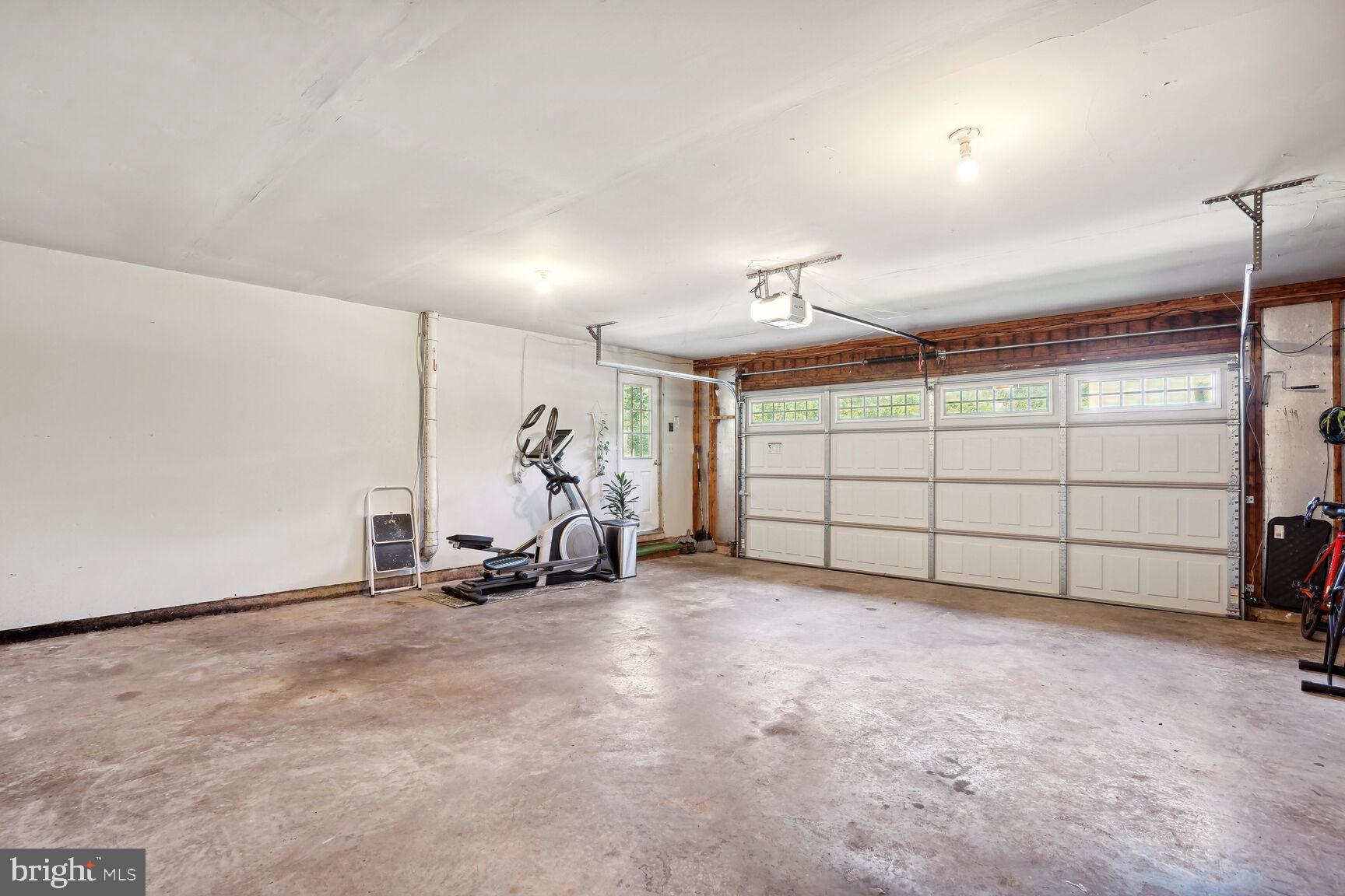 SEQUOIA FARMS - Residential