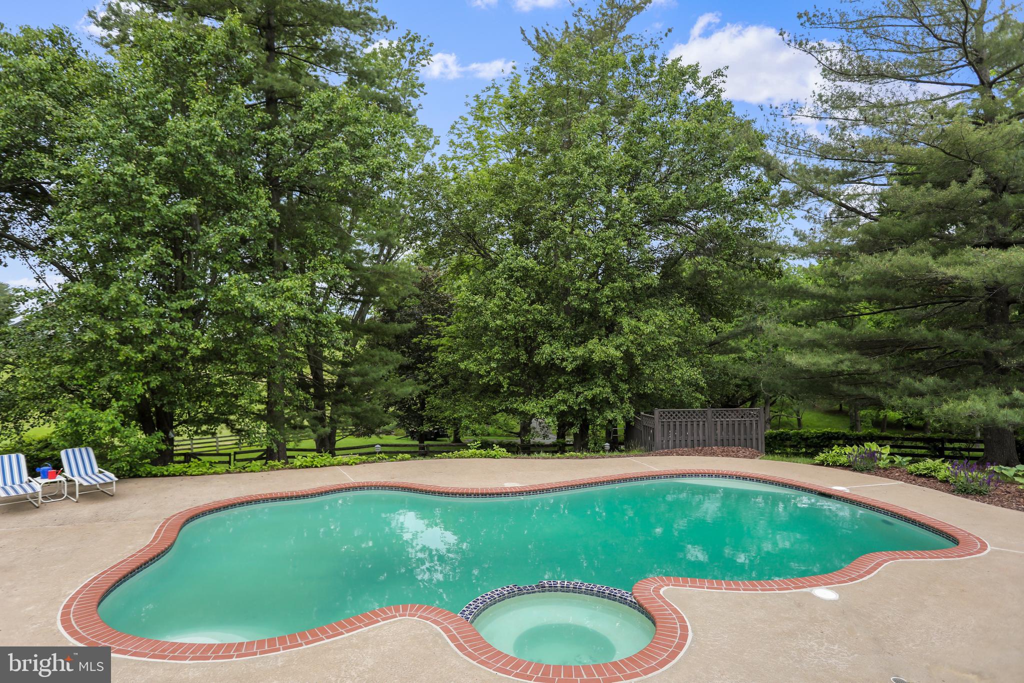 WATERFORD - Residential