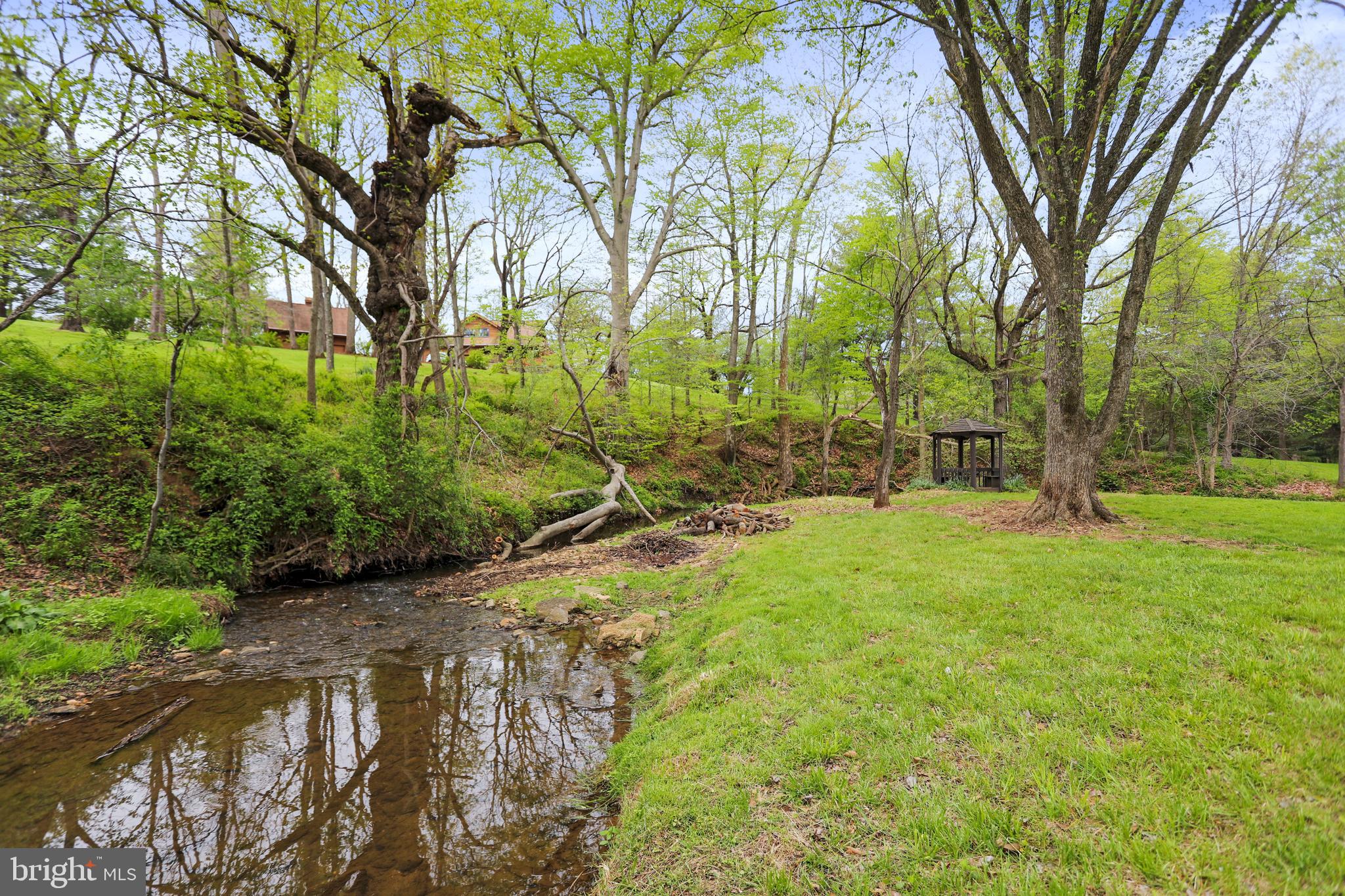 WATERFORD - Residential