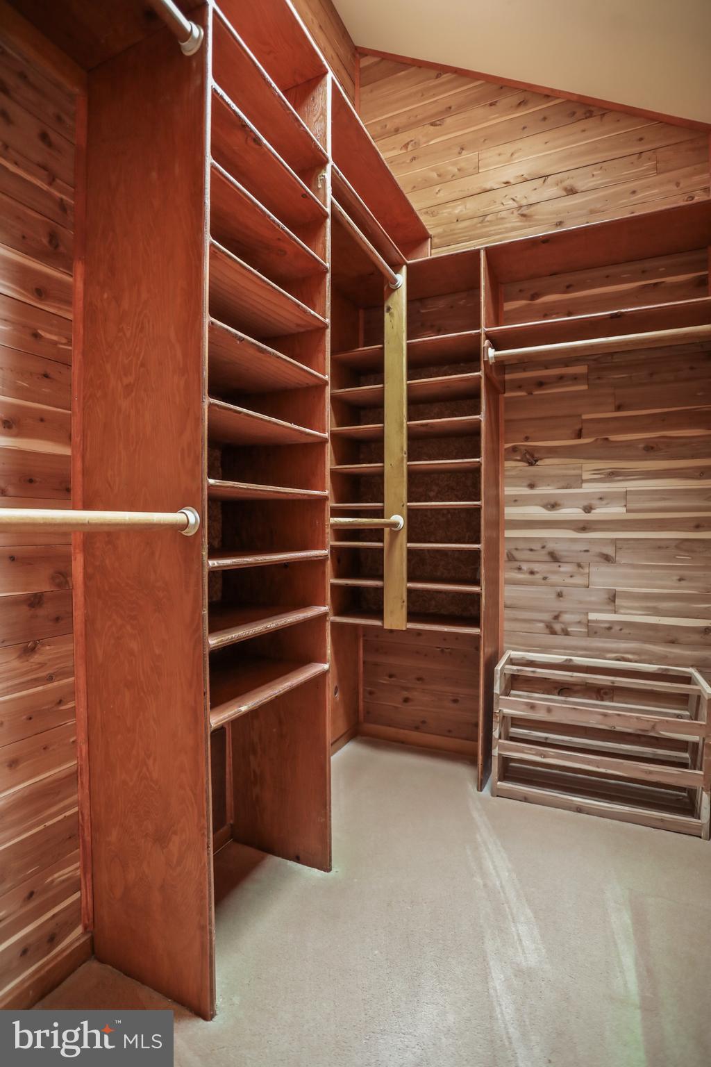 WATERFORD - Residential