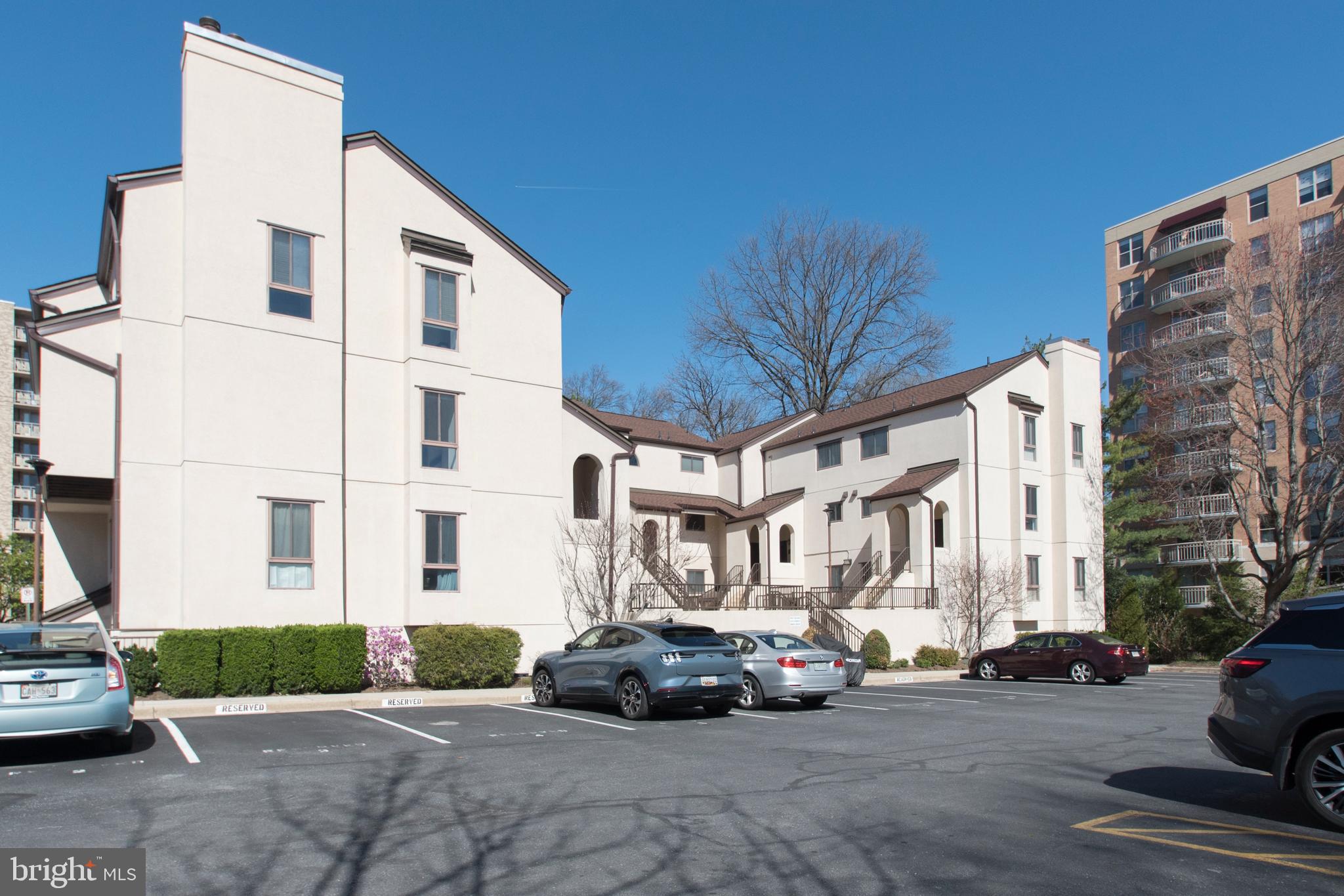 CITY COMMONS - Residential