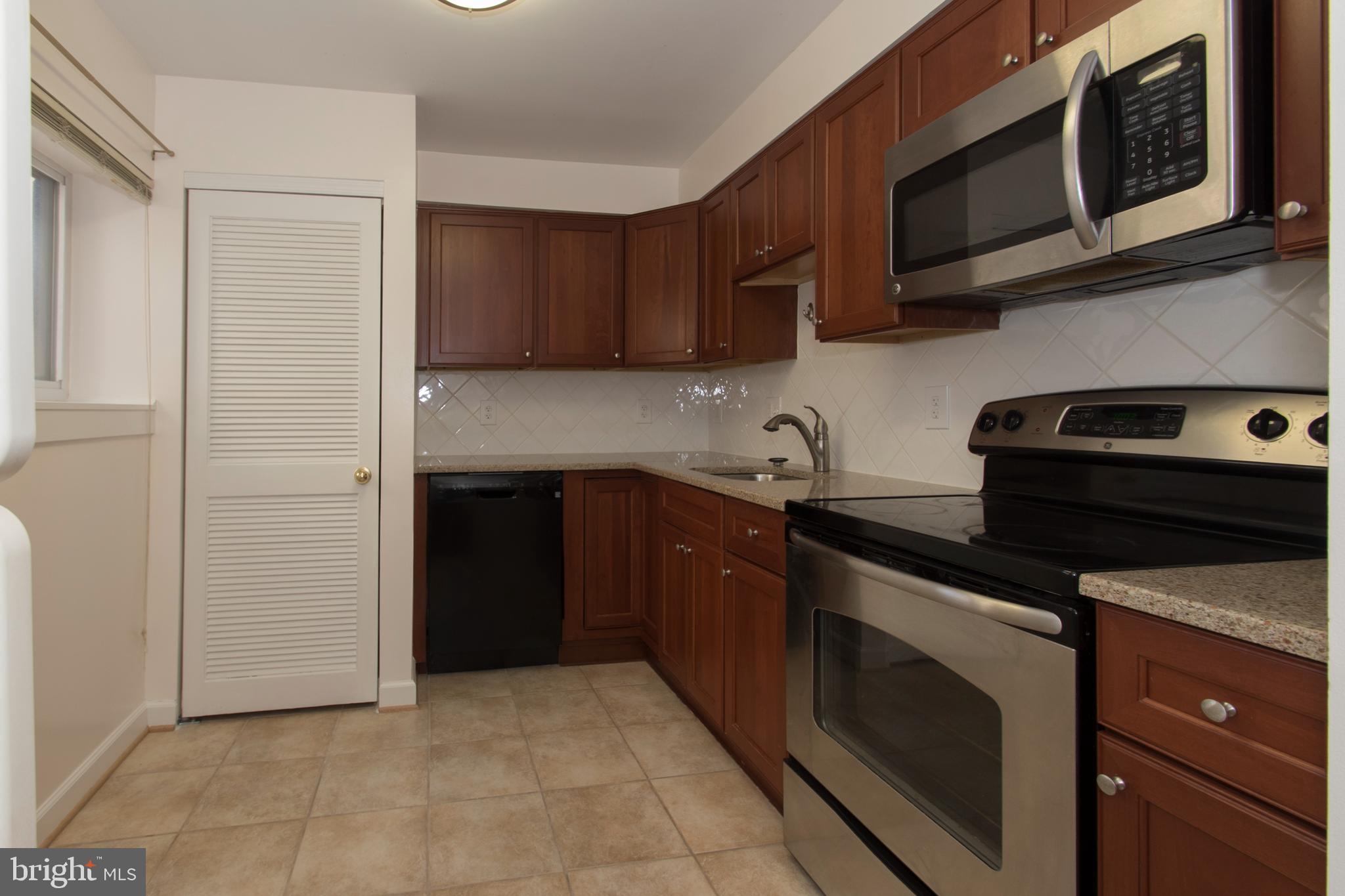 CITY COMMONS - Residential