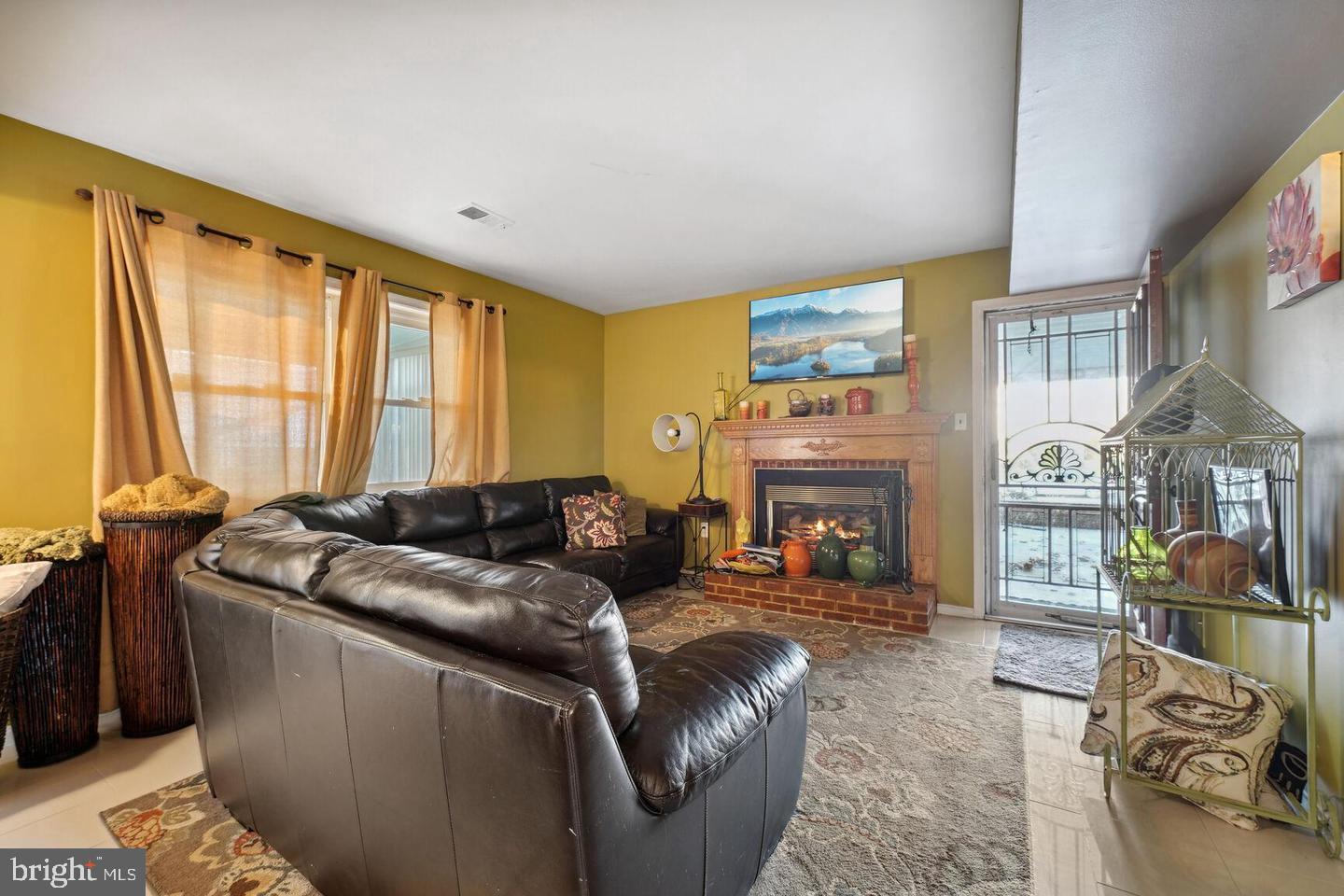 SQUIRES HILL - Residential