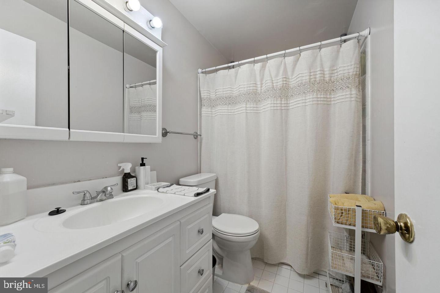 SQUIRES HILL - Residential