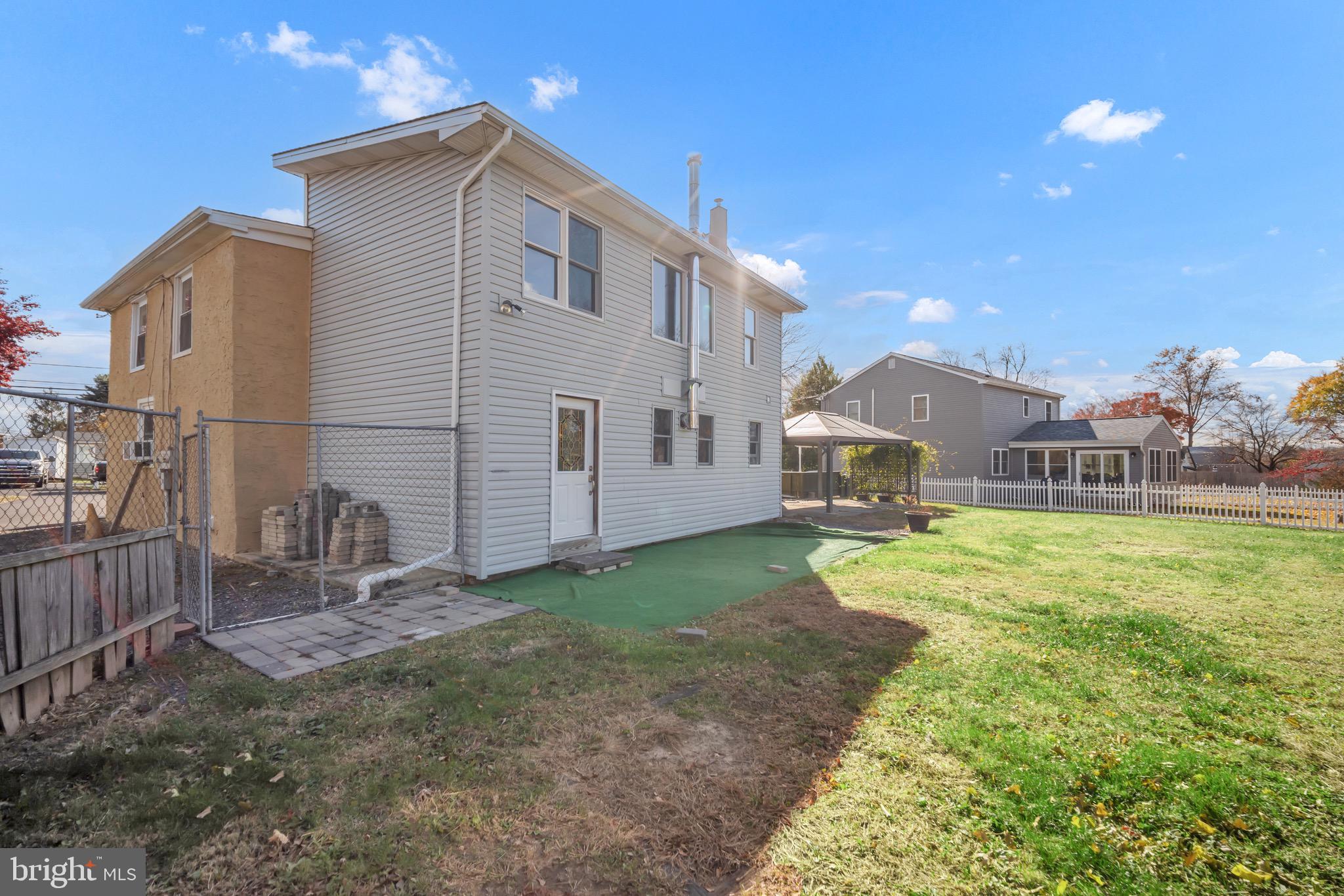 HORSHAM MEADOWS - Residential Lease