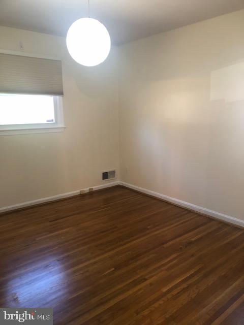 KEMP MILL HILLS - Residential Lease